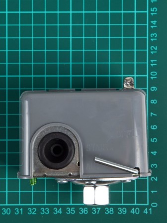 Реле сухого хода и давления Vodotok РСХ-2М (внутренняя резьба 1/4, накидная гайка)