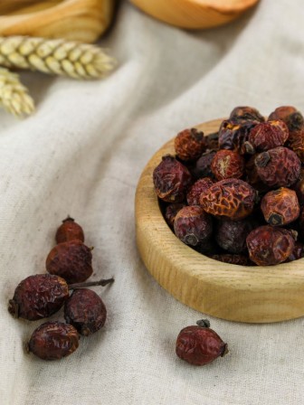 Шиповник плоды "Авита" 50 г при малярии, поносе, цистите