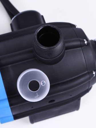 Регулятор давления электронный ЭДД-10, кабель1,3м+розетка (до 1.1кВт, старт 1.5-3 бар, max 10бар, 0-60°C, d вх./вых.отв. 1", манометр)