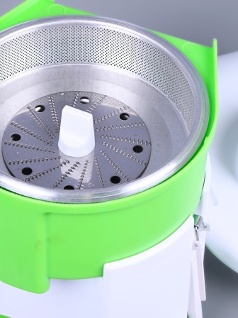 Соковыжималка Журавинка СВСП-102-П