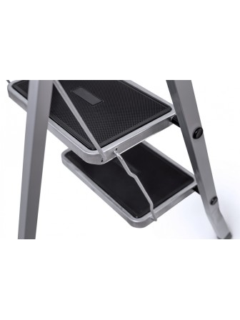 Стремянка CLASS PLUS 3 ступени широкие 