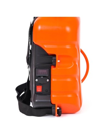 Опрыскиватель Жук 12 л аккумуляторный ранцевый