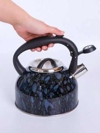 Чайник для плиты со свистком 2,5 л из нержавеющей стали Mallony Tea LACRIMA черный с синими каплями