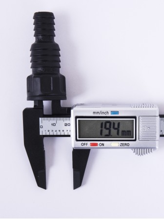 Штуцер для полива 1/2-3/4