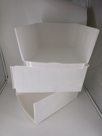 Уценка 23-1373 Комод пластиковый VIOLET Ажур 035326, 3 секции, белый