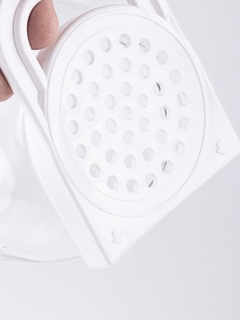 Сливное приспособление Хозяюшка Лайт пластмассовое