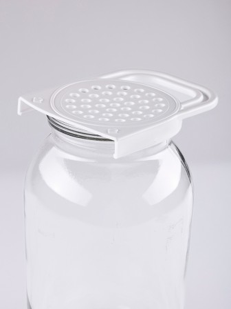 Сливное приспособление Хозяюшка Лайт пластмассовое