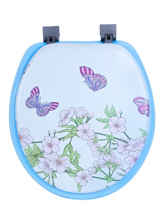 Сиденье для унитаза мягкое голубое с рисунком бабочки над цветами на светлом фоне
