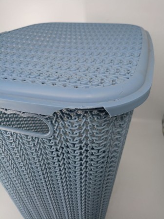 23-0107 Корзина для белья VIOLET 206036 Вязь 60 л, голубая норка