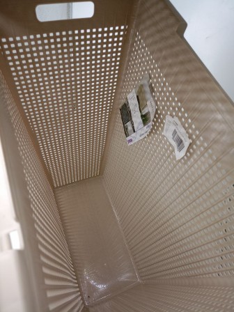 24-1106 Корзина для белья VIOLET 5650020 Лофт, 50 л, латте, узкая с крышкой