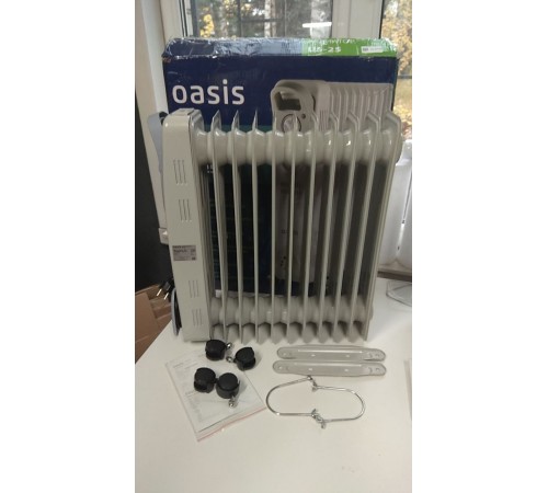 Уценка 23-2738 Масляный радиатор Oasis US-25, 2500 Вт, 11 секций
