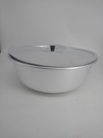 Уценка 25-1061 Миска алюминиевая Демидовский завод МТ-037, 36 см, с крышкой, матовая