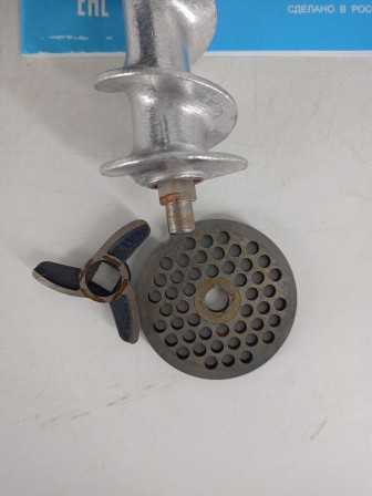 Уценка 23-1032 Электромясорубка ЛЕПСЕ Гамма-7-4 White