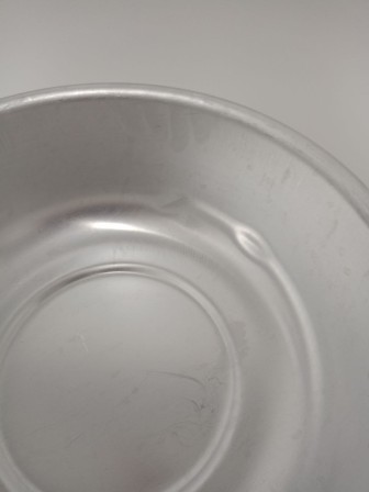 Уценка 25-1890 Миска алюминиевая Демидовский завод МТ-037, 36 см, с крышкой, матовая