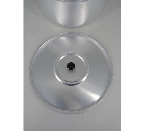 Уценка 25-0789 Кастрюля алюминиевая Демидовский завод МТ-073, 6 л, с крышкой, матовая