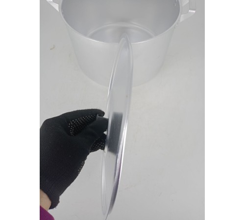 Уценка 25-1887 Кастрюля алюминиевая Демидовский завод МТ-084, 8 л, с крышкой, матовая