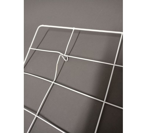 Уценка 25-0830 Решетка № 5: гусиная на 40 ячеек для Несушка 63 45х45 см rn-L0139
