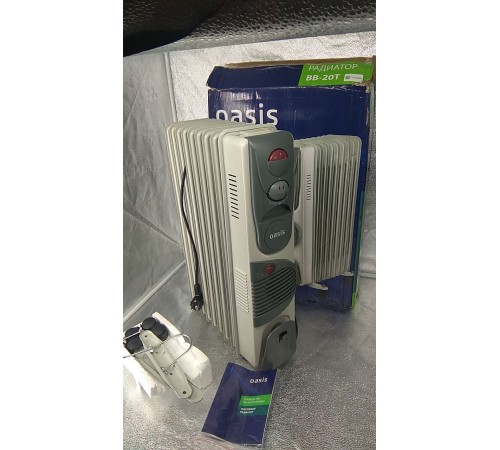 Уценка 23-2456 Масляный радиатор Oasis BB-20T с тепловентилятором, 2000 Вт, 9 секций