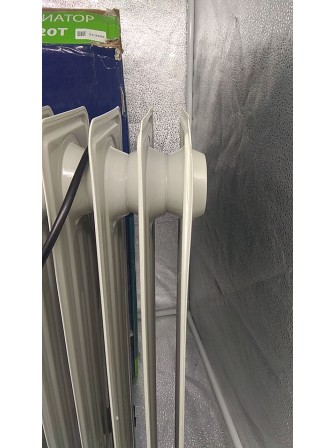 Уценка 23-2456 Масляный радиатор Oasis BB-20T с тепловентилятором, 2000 Вт, 9 секций