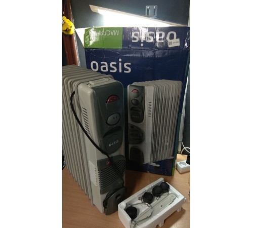 Уценка 23-2864 Масляный радиатор обогреватель электрический Oasis BB-20T для дома дачи с тепловентилятором (2000 Вт, 9 секций), регулируемый термостат напольный с колесиками