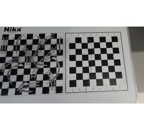 Уценка 23-0626 Стол складной Nika ССТ-5/И, серебристый, с шахматной разметкой