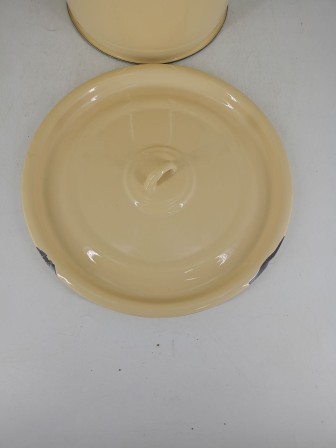 Уценка 26-0194 Ведро эмалированное 12 л, с крышкой, Стальэмаль 2с28, без рисунка, кремовый