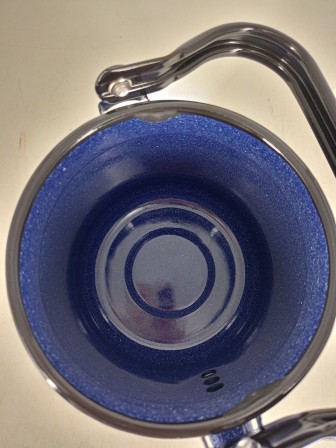 Уценка 26-0210 Чайник эмалированный  2 л, Стальэмаль 1с25с, Клубника садовая изумрудный, с зерном