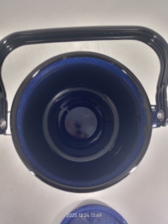 Уценка 25-2284 Чайник эмалированный  3,5 л, Стальэмаль 2с26, без рисунка синий, с зерном