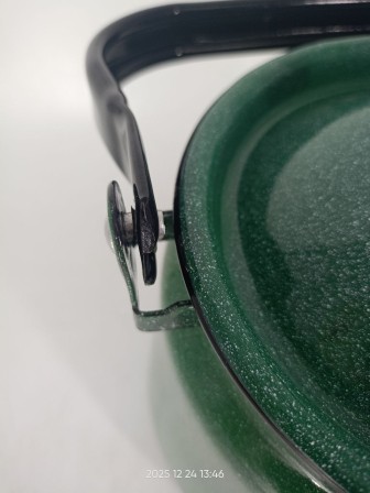 Уценка 25-2219 Чайник эмалированный  3,5 л, Стальэмаль 2с26, без рисунка изумрудный, с зерном